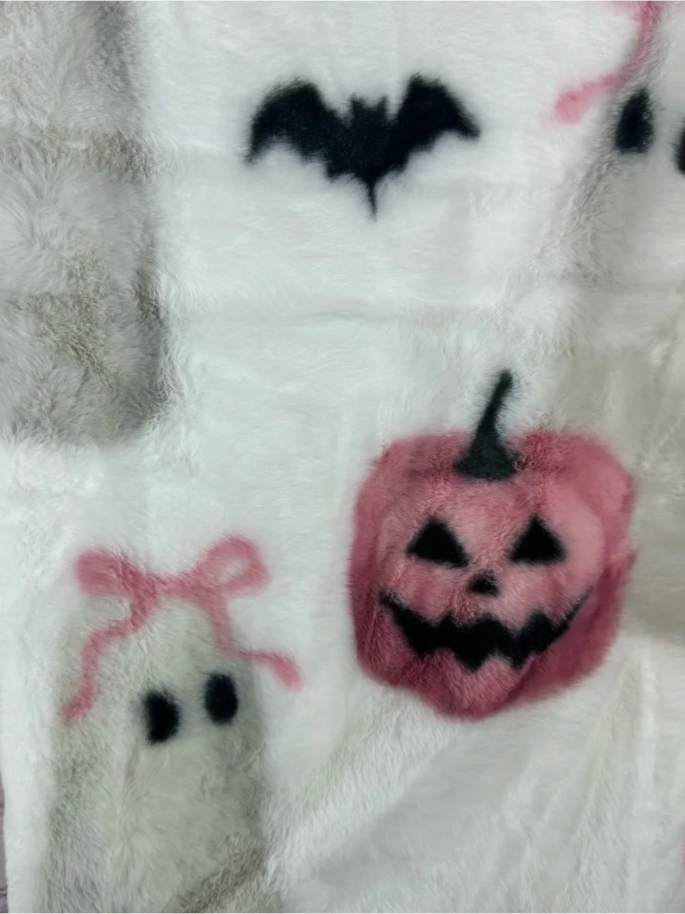 NWT Splendid abode Ghost Bat Plush Throw Blanket Halloween whimsigoth spooky bow